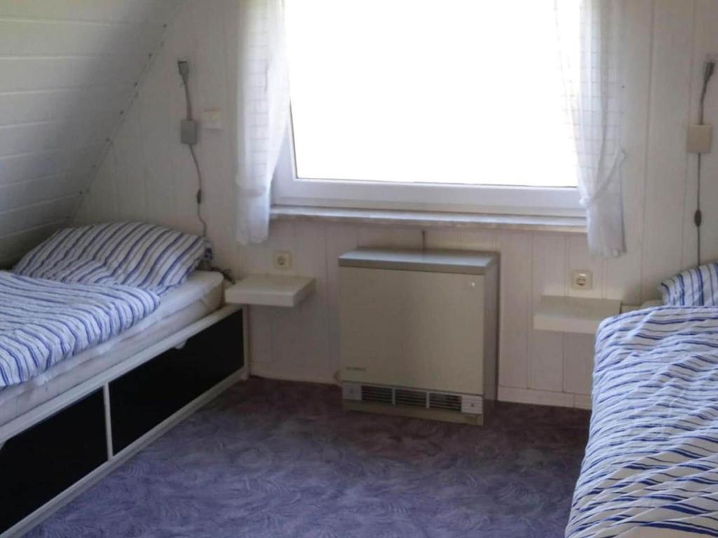 Holiday Home AMO Dornumersiel - DNS01042-F room 6